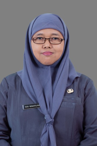 SRI WAHYUNI S.Pd.SD