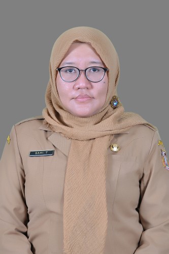 SARI TRIWAHYUNI SH