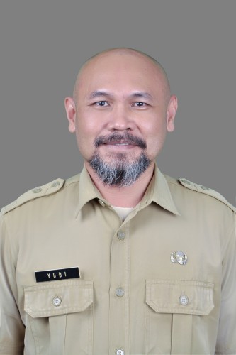 TRI WAHYUDIANA S.E